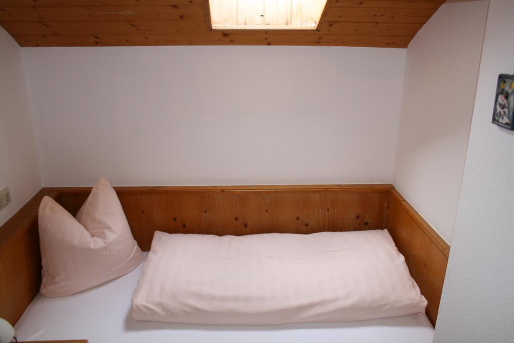 Haus Oberland Bed & Breakfast St. Anton am Arlberg Exterior foto