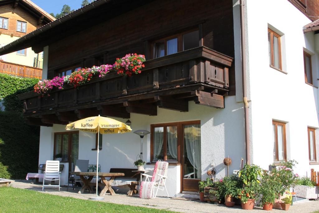 Haus Oberland Bed & Breakfast St. Anton am Arlberg Exterior foto